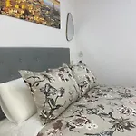 Appartement Petit Luxe à *