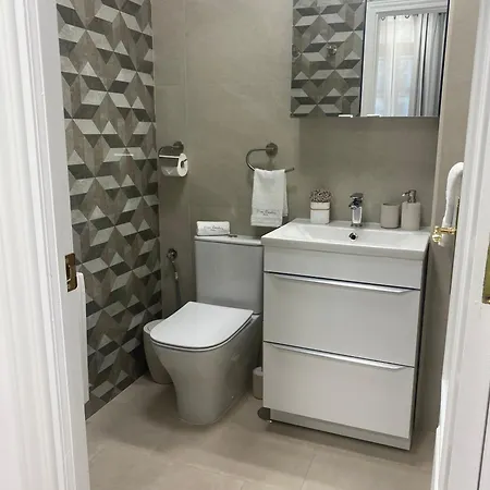 Appartement Petit Luxe A *